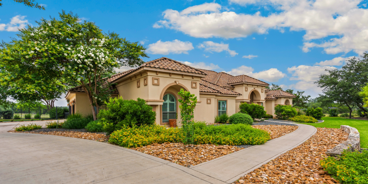 How to Catch a Cheating Spouse in Brandon, Riverview, and FishHawk: Investigating in Master Planned Suburban Communities